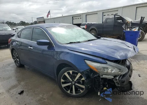 2018 Nissan Altima 2.5 z USA, uszkodzony, nr VIN 1N4AL3AP5JC149602